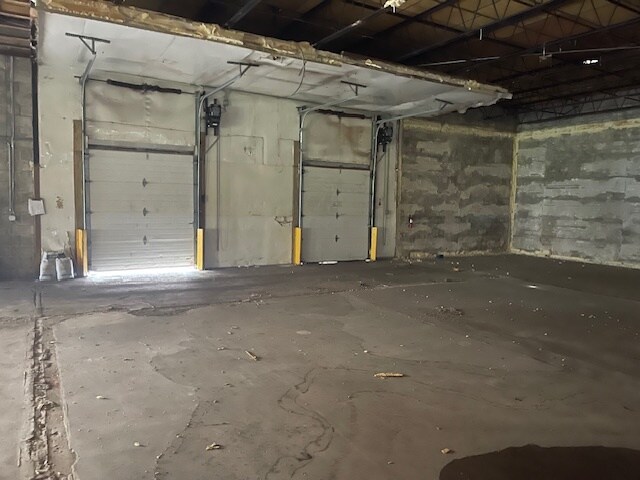 More Photos Of 3201 44th Ave N, Saint Petersburg Industrial For Sale