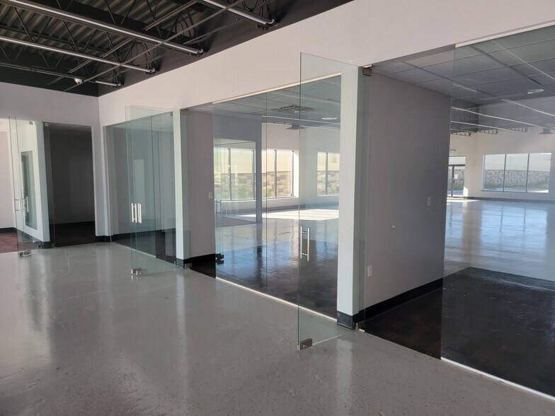 More Photos Of 9445 Haver Way, Indianapolis Freestanding For Sale