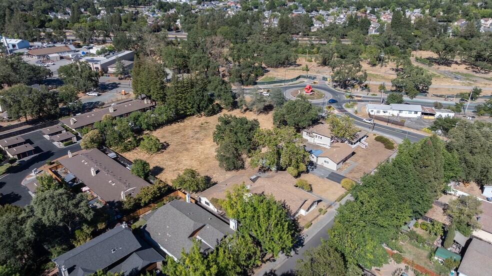 More Photos Of 9551 Old Redwood Hwy, Windsor Land For Sale