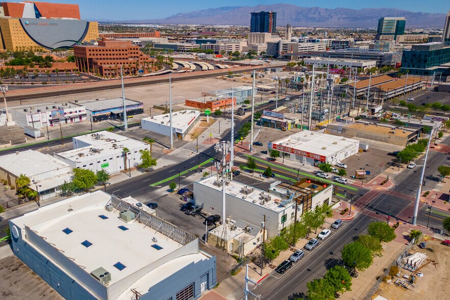 More Photos Of 808 S 1st St, Las Vegas General Retail For Sale