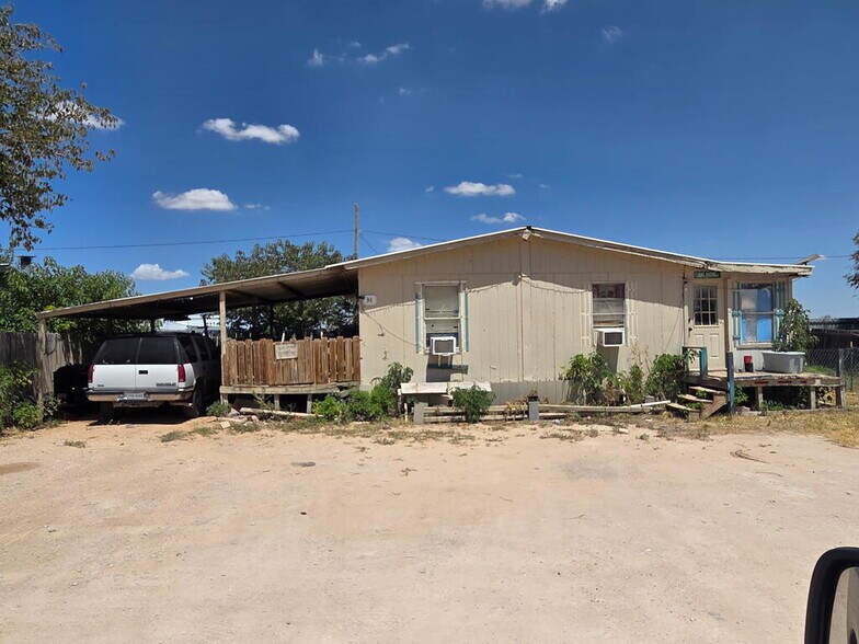 More Photos Of 14532 N Pecan Ave, Gardendale Manufactured Housing Mobile Home Park For Sale