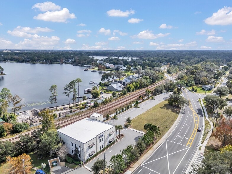 More Photos Of 131 S Country Club Rd, Lake Mary Office For Sale