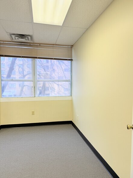 More Photos Of 731 James St, Syracuse Office Residential For Lease