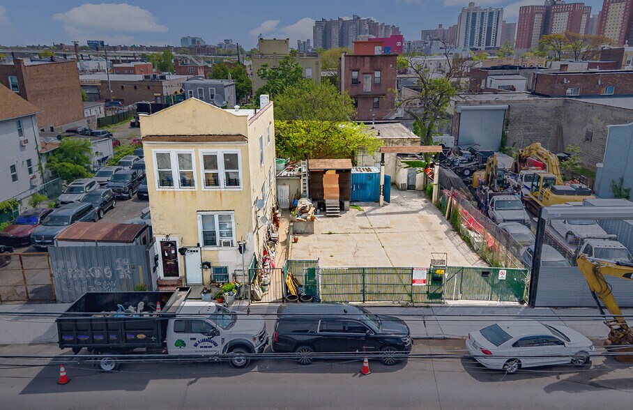 Primary Photo Of 2729 W 16th St, Brooklyn Apartments For Sale