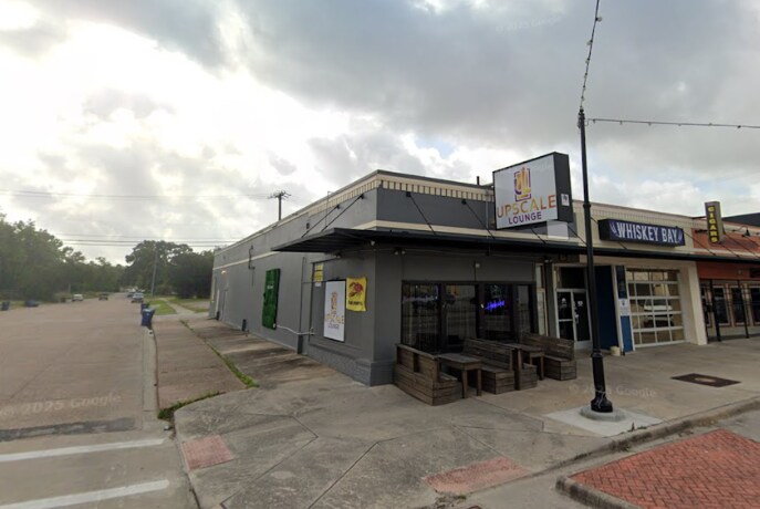More Photos Of 524 6th St N, Texas City Restaurant For Lease