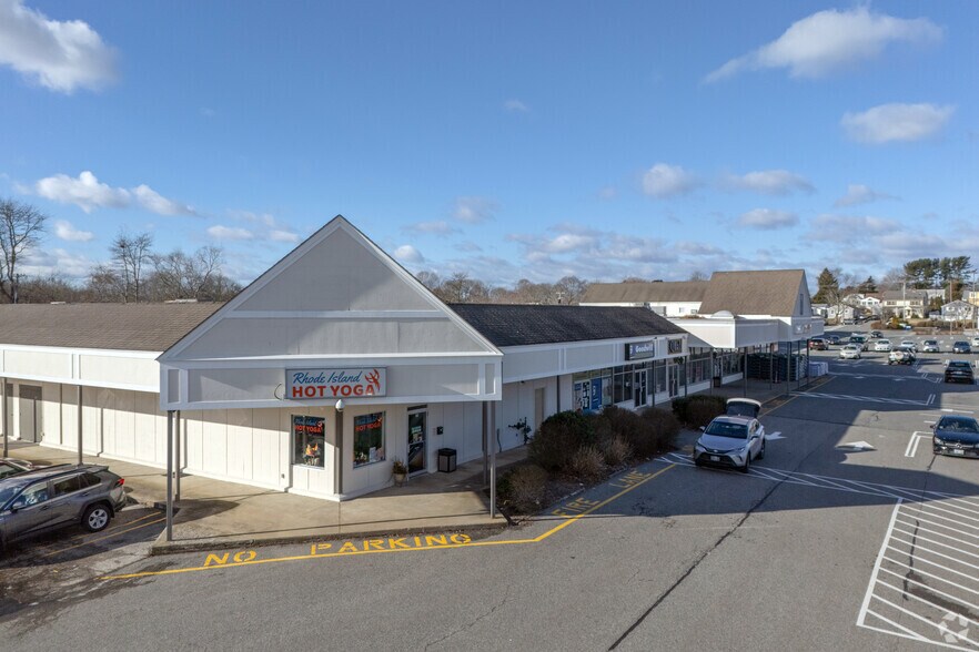 More Photos Of 6-36 Gooding Ave, Bristol Unknown For Lease