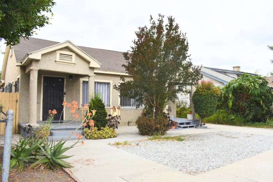 Primary Photo Of 3973 S Van Ness Ave, Los Angeles Multifamily For Sale