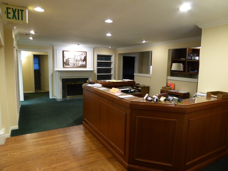 More Photos Of 961 Ygnacio Valley Rd, Walnut Creek Office For Lease