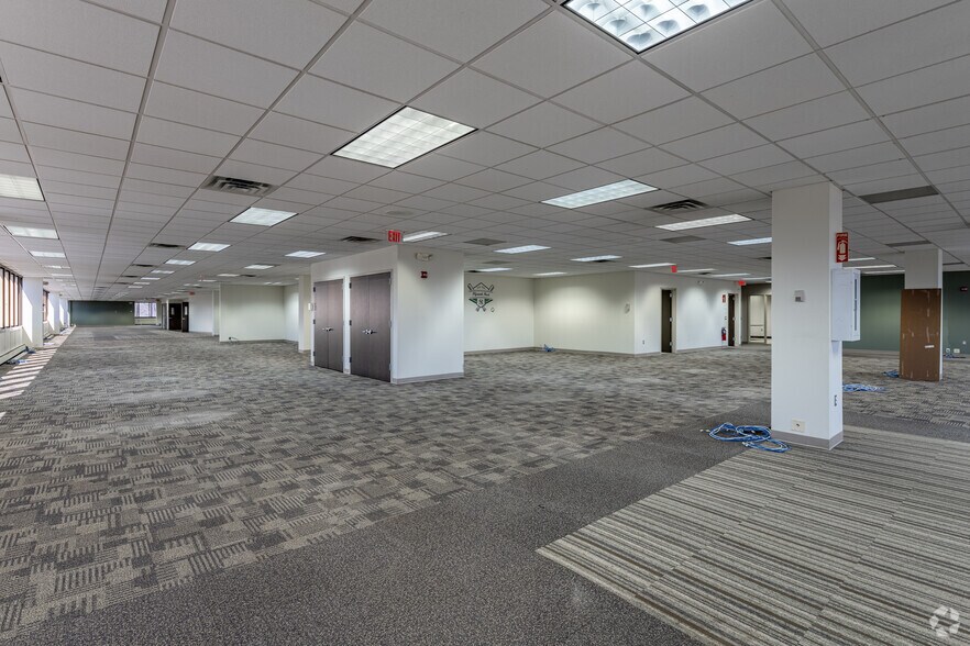 More Photos Of 600 Parsippany Rd, Parsippany Office For Sale