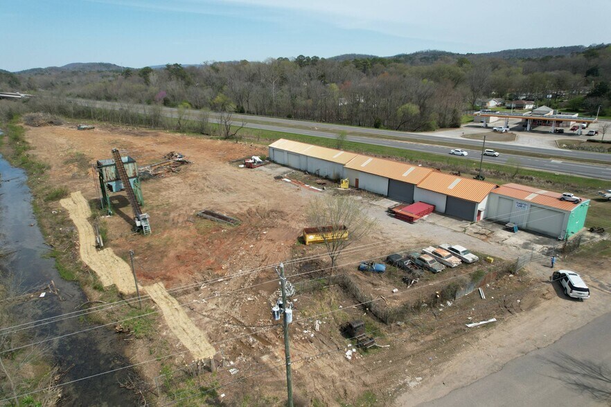 More Photos Of 6111 Sunrise Dr, Pinson Warehouse For Lease