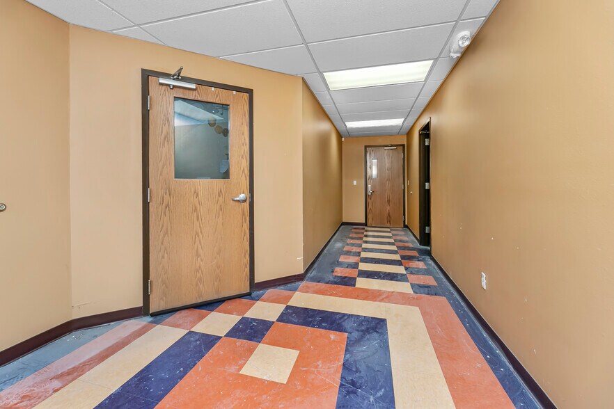 More Photos Of 1320 1st Ave N, Fargo Loft Creative Space For Sale