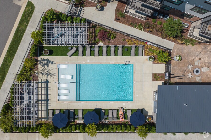 More Photos Of 200 Jr Achievement Dr, Elkhart Apartments For Lease