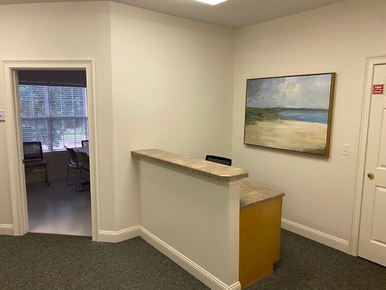More Photos Of 4745 Sutton Park Ct, Jacksonville Office For Sale