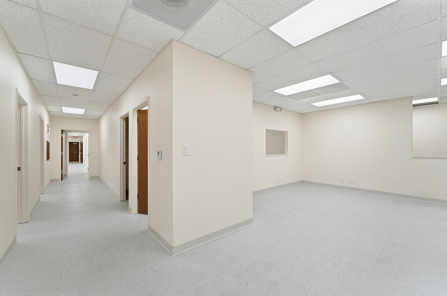 More Photos Of 6006 N El Dorado St, Stockton Office For Sale