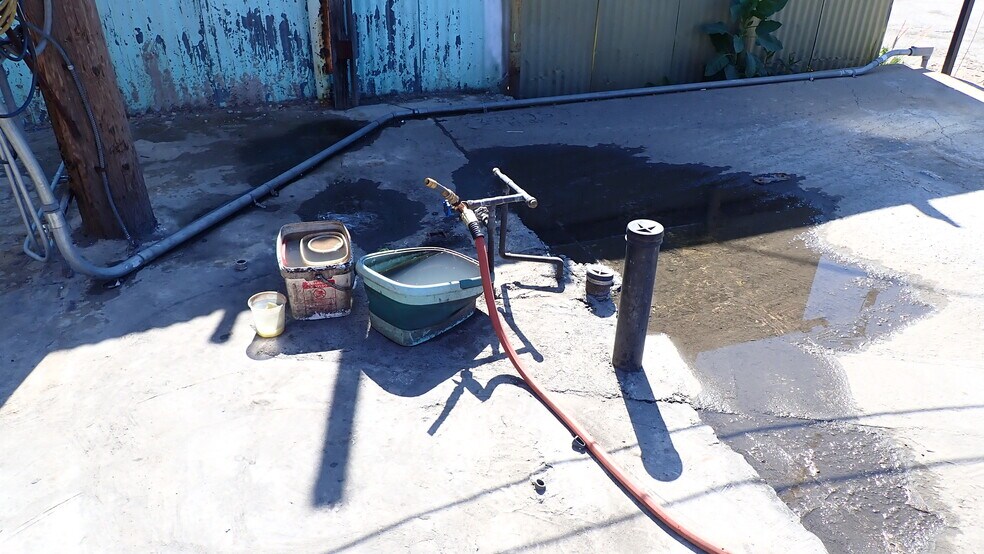 More Photos Of 9880 Glenoaks Blvd, Sun Valley Land For Lease