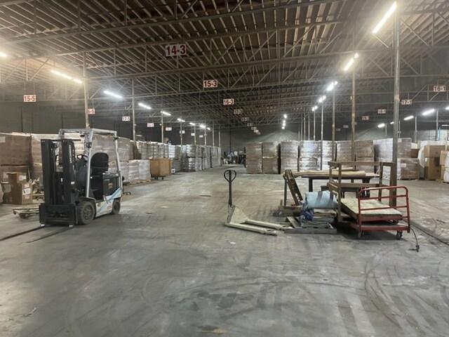 More Photos Of 635 King St, Reidsville Industrial For Sale