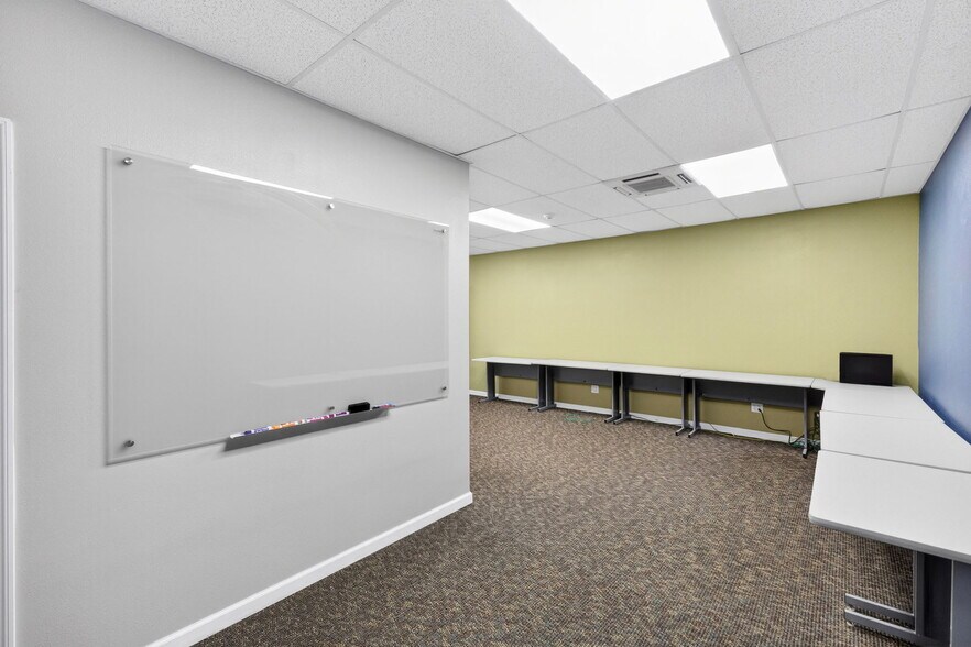 More Photos Of 80 S Mccall Rd, Englewood Office For Sale