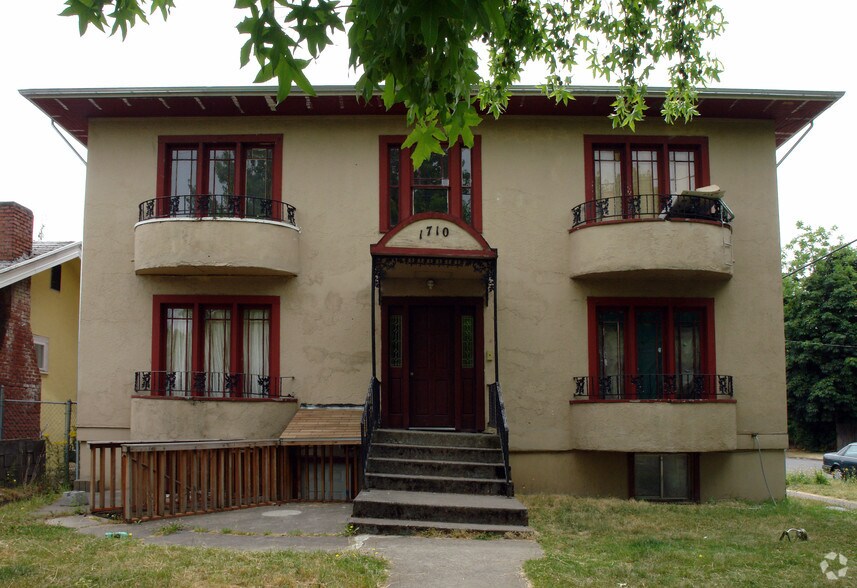 More Photos Of 1710 Capitol St NE, Salem Apartments For Sale