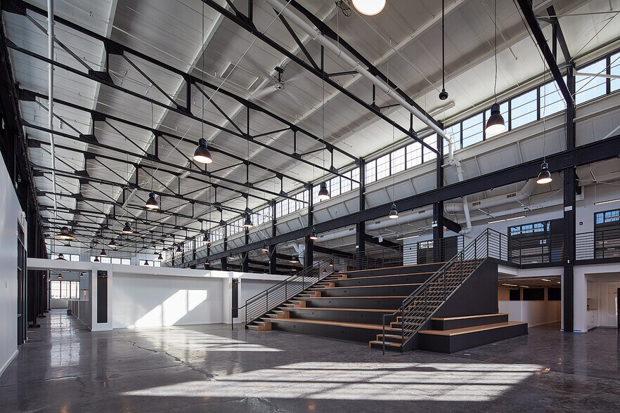 More Photos Of 1315 N North Branch St, Chicago Office For Lease