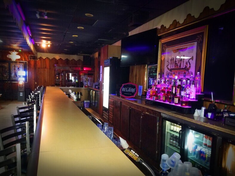 More Photos Of 1310 S Orange Blossom Trl, Orlando Bar For Sale