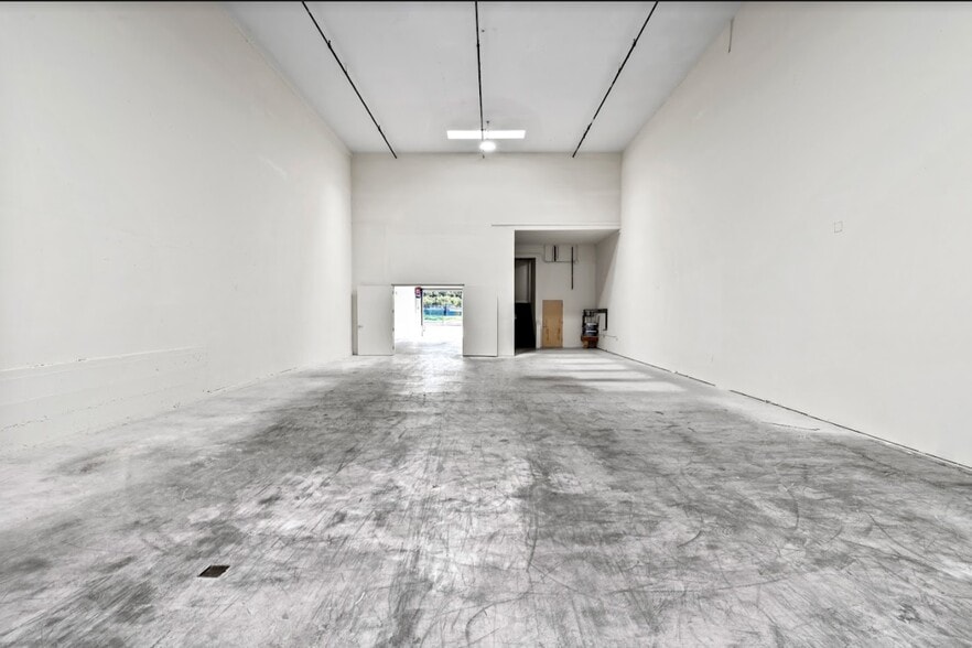 More Photos Of 1300 Potrero Ave, San Francisco Flex For Sale