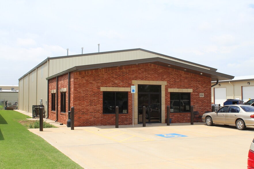 Primary Photo Of 416 NE 145th Pl, Edmond Warehouse For Lease