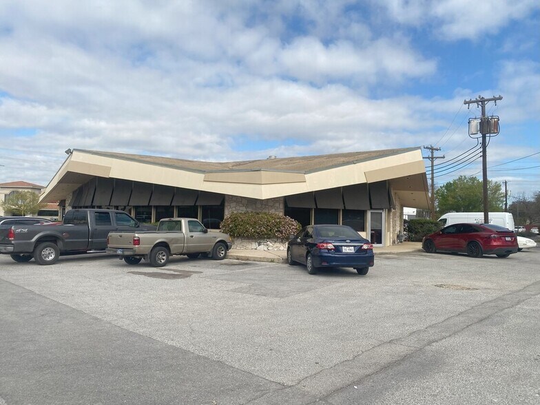 More Photos Of 3400 San Pedro Ave, San Antonio Land For Lease