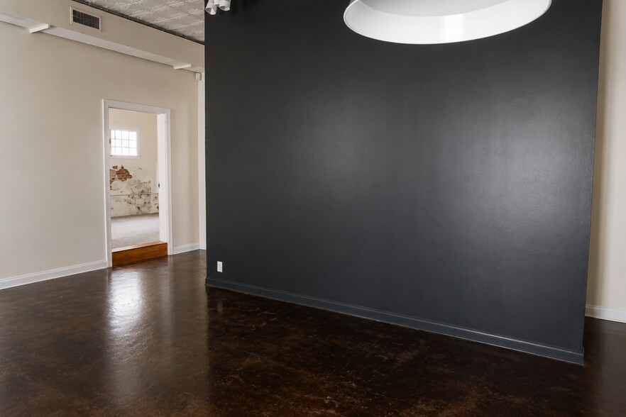 More Photos Of 2002 E 6th St, Tulsa Loft Creative Space For Sale