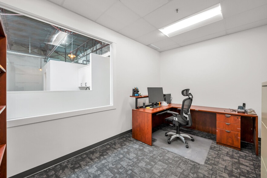 More Photos Of 17750 65A Av, Surrey Showroom For Sale