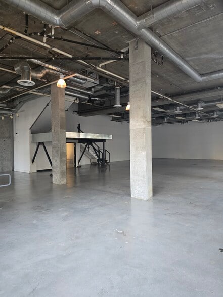 More Photos Of 390 11th Ave, San Diego Apartments For Sale