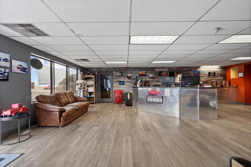 More Photos Of 747 E Highway 193, Layton Showroom For Sale