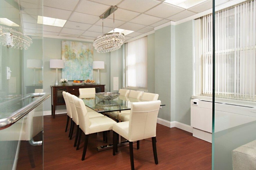 More Photos Of 20 Park Plaza, Boston Office For Lease