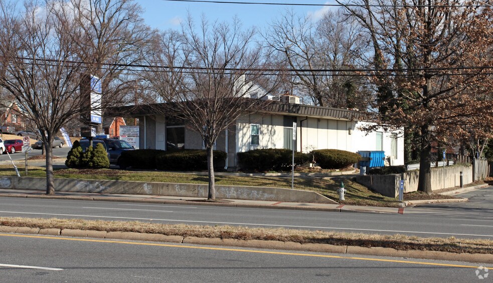 More Photos Of 10101 Lorain Ave, Silver Spring Medical For Sale