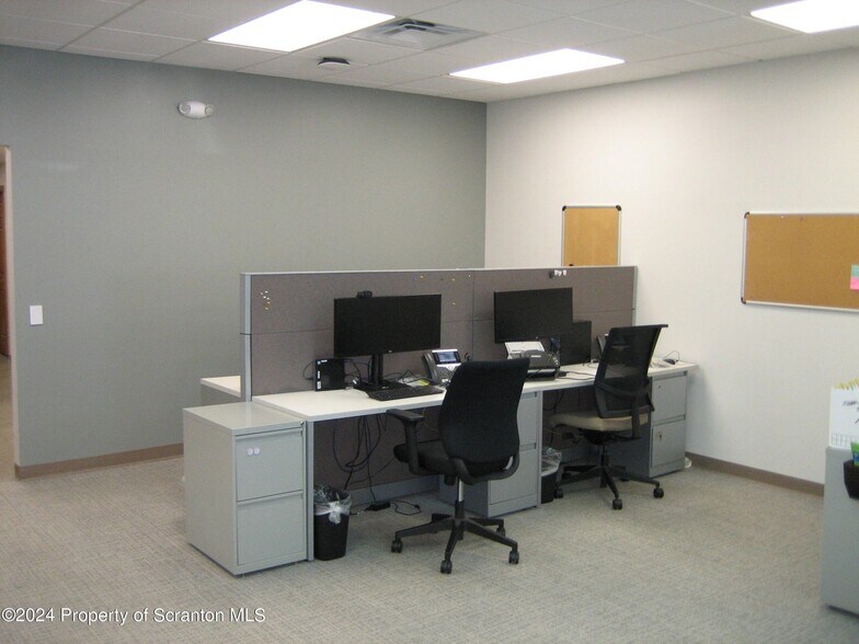 More Photos Of 316 Main St, Dickson City Medical For Sale