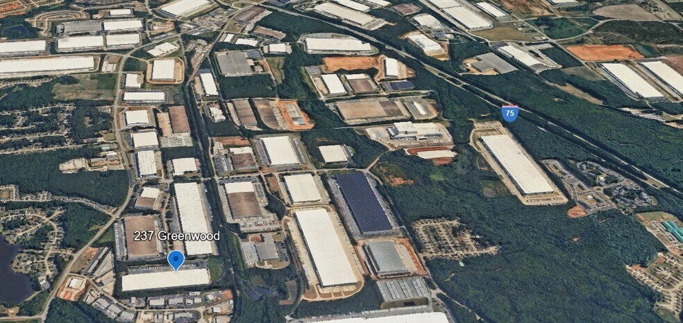 More Photos Of 237 Greenwood Industrial Ct, McDonough Distribution For Lease