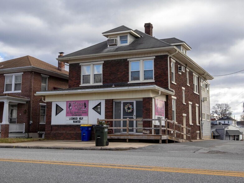 Primary Photo Of 1836 W Market St, York Freestanding For Lease
