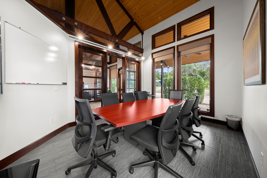 More Photos Of 5830 W Gulf To Lake Hwy, Crystal River Office For Sale