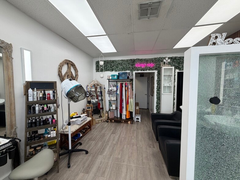 More Photos Of 601 SW 57th Ave, Miami Storefront Retail Office For Sale