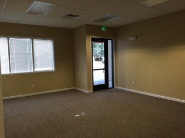 More Photos Of 5030 Edison Ave, Colorado Springs Medical For Lease