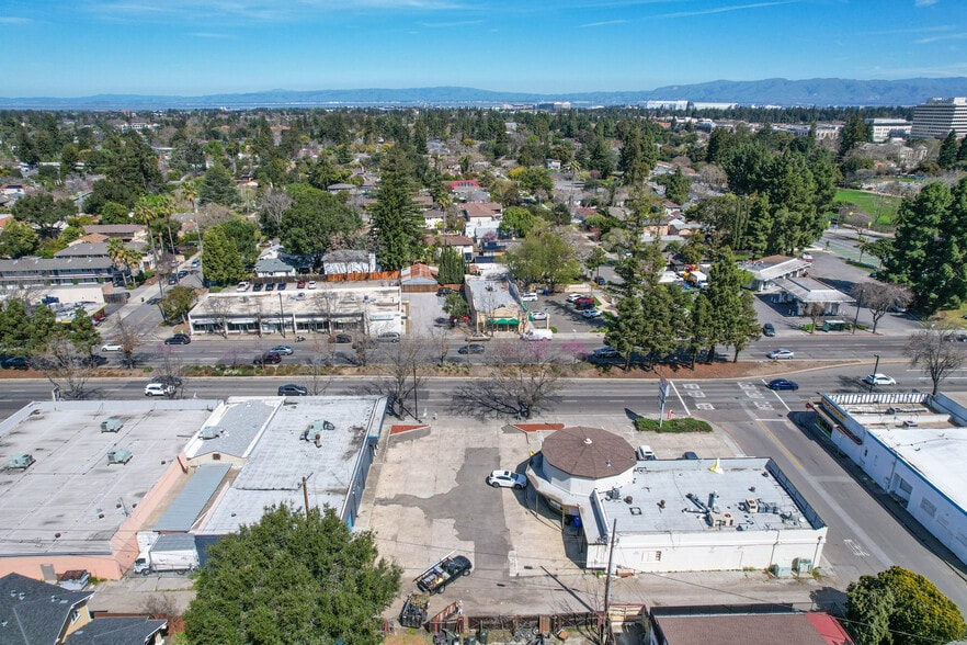 More Photos Of 1313 W El Camino Real, Mountain View Freestanding For Sale