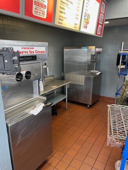More Photos Of 17650 Highway 65 NE, Andover Fast Food For Sale