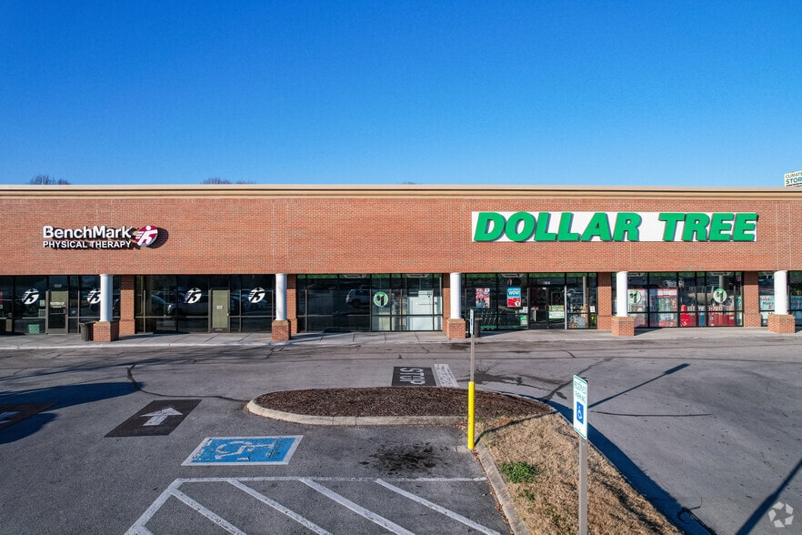 More Photos Of 106-180 N Peters Rd, Knoxville Unknown For Lease