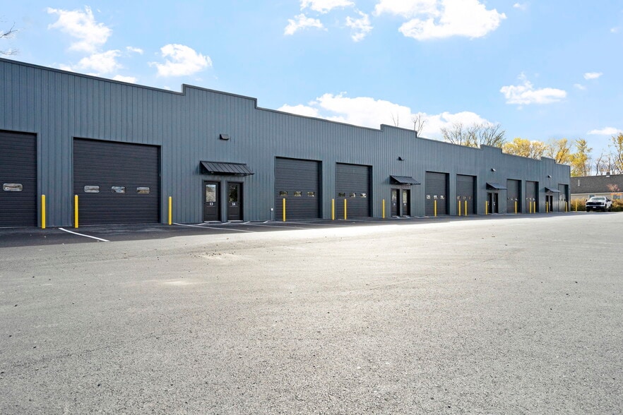 More Photos Of 46 Maple Ave, Schenectady Warehouse For Lease