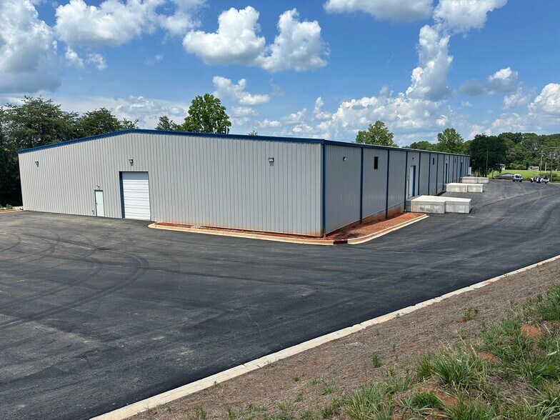 More Photos Of 130 Farrs Rd, Easley Industrial For Sale