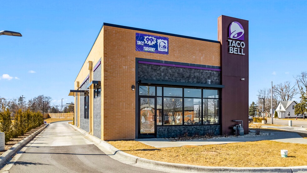 More Photos Of 720 E Main St, Genoa Fast Food For Sale