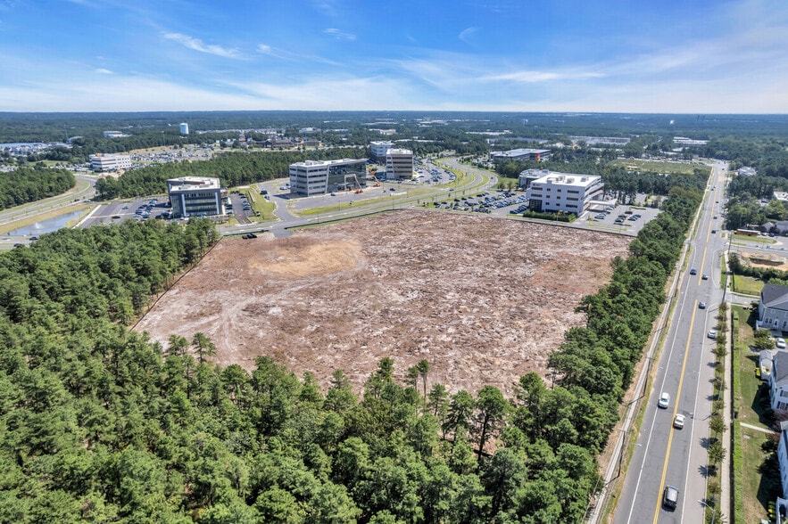 More Photos Of 500 Boulevard of Americas, Lakewood Medical For Lease