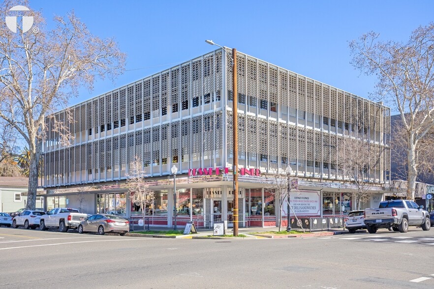 Primary Photo Of 2401-2407 J St, Sacramento Loft Creative Space For Lease