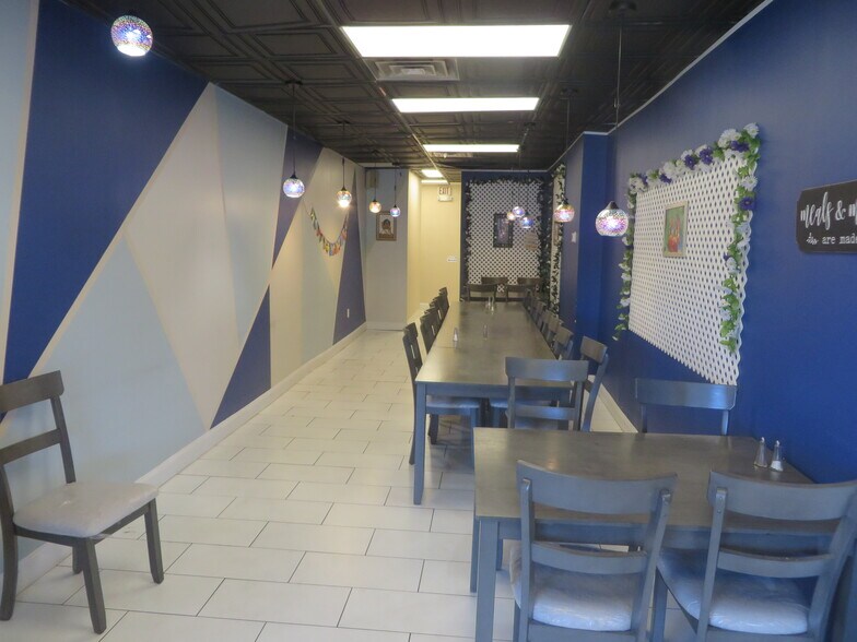 More Photos Of 27 Clyde Rd, Somerset Medical For Sale