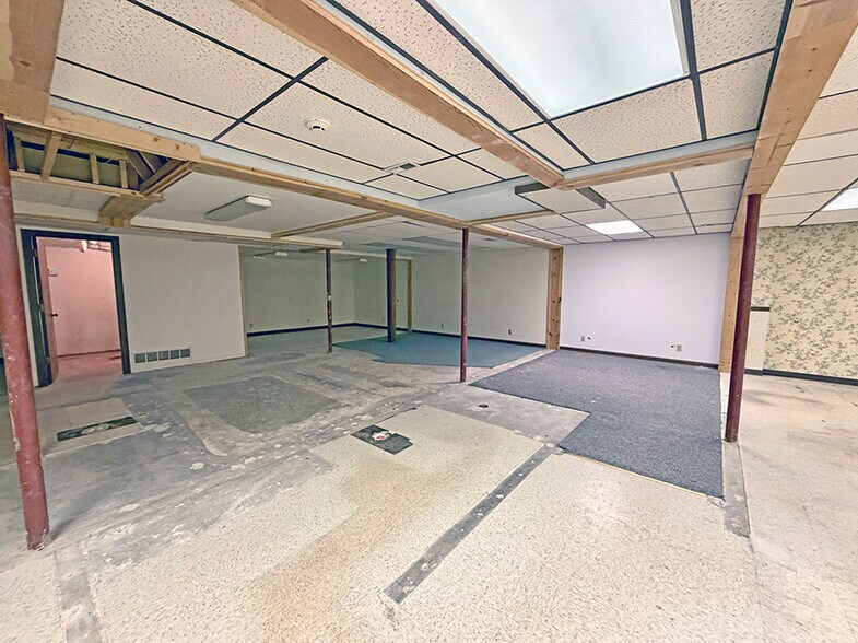 More Photos Of 2900 Frank Scott Pky W, Belleville Medical For Sale