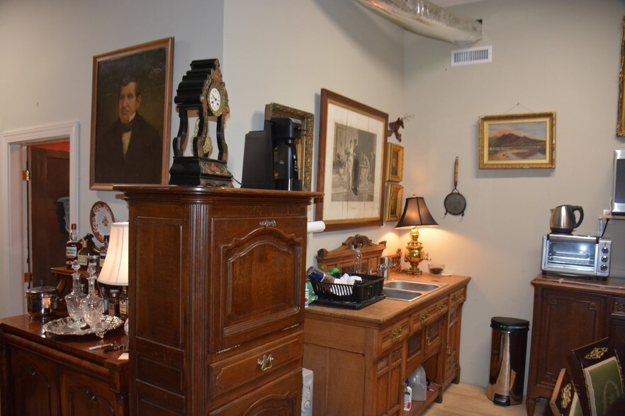 More Photos Of 201 S Main St, Enterprise Department Store For Sale